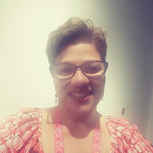 Meet your Posher, Michelle - Picture 2 of 2